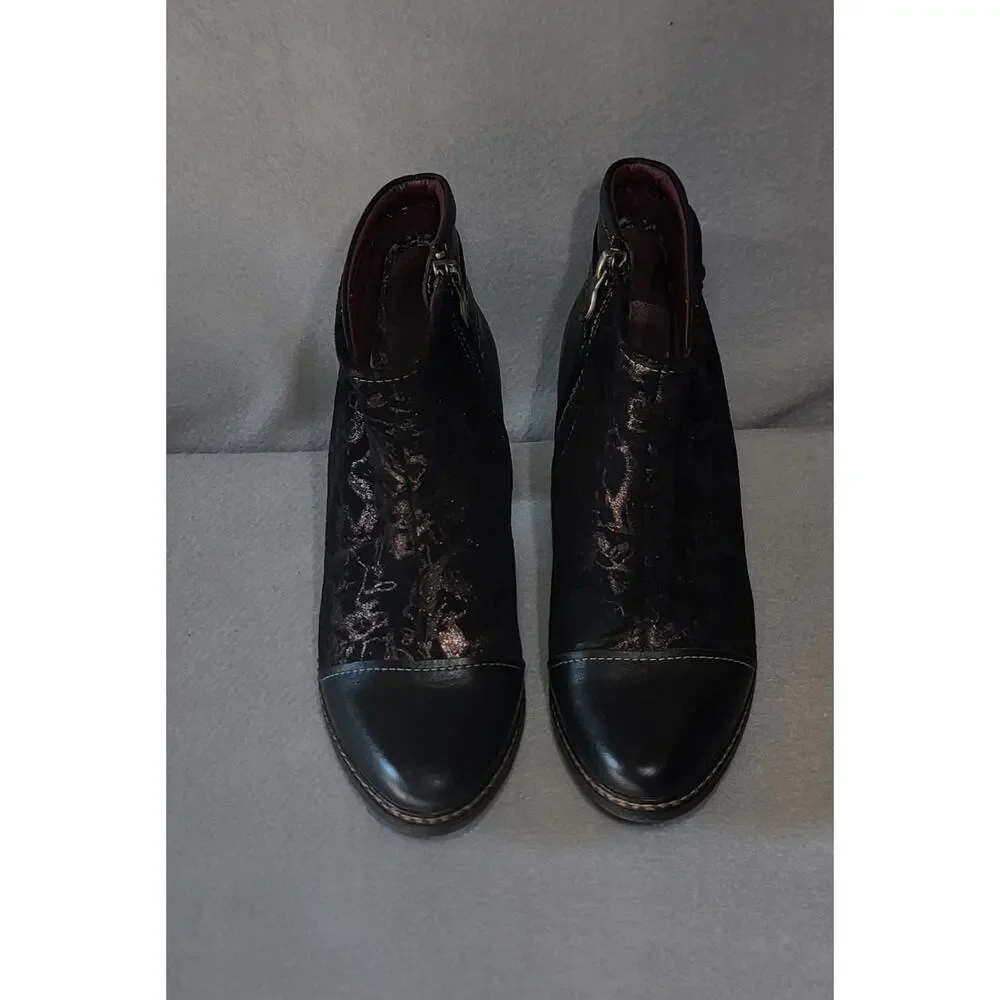 L'Artiste by Spring Step Black Metallic Floral Leather Ankle Boots Sz 37 EU 6.5
